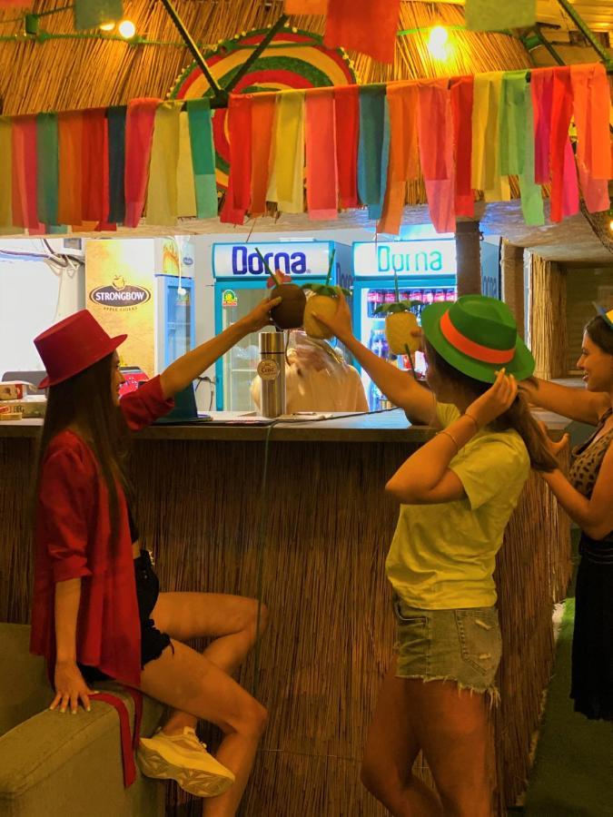 Casa Barbie Costinesti Hostel Ngoại thất bức ảnh