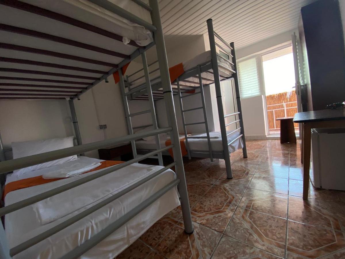 Casa Barbie Costinesti Hostel Ngoại thất bức ảnh