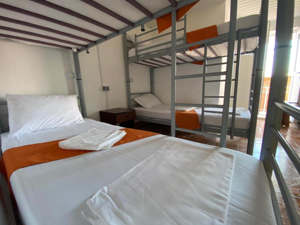 Casa Barbie Costinesti Hostel Ngoại thất bức ảnh