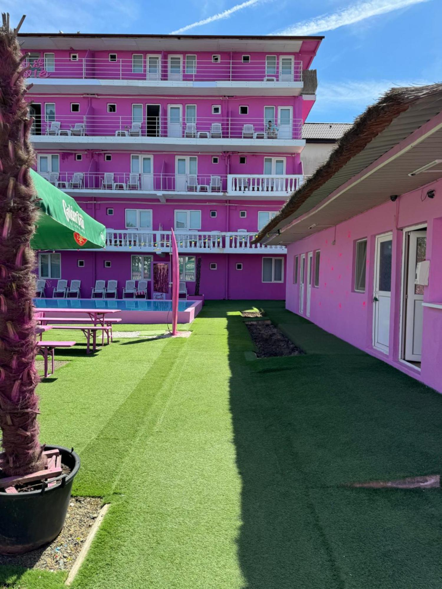 Casa Barbie Costinesti Hostel Ngoại thất bức ảnh