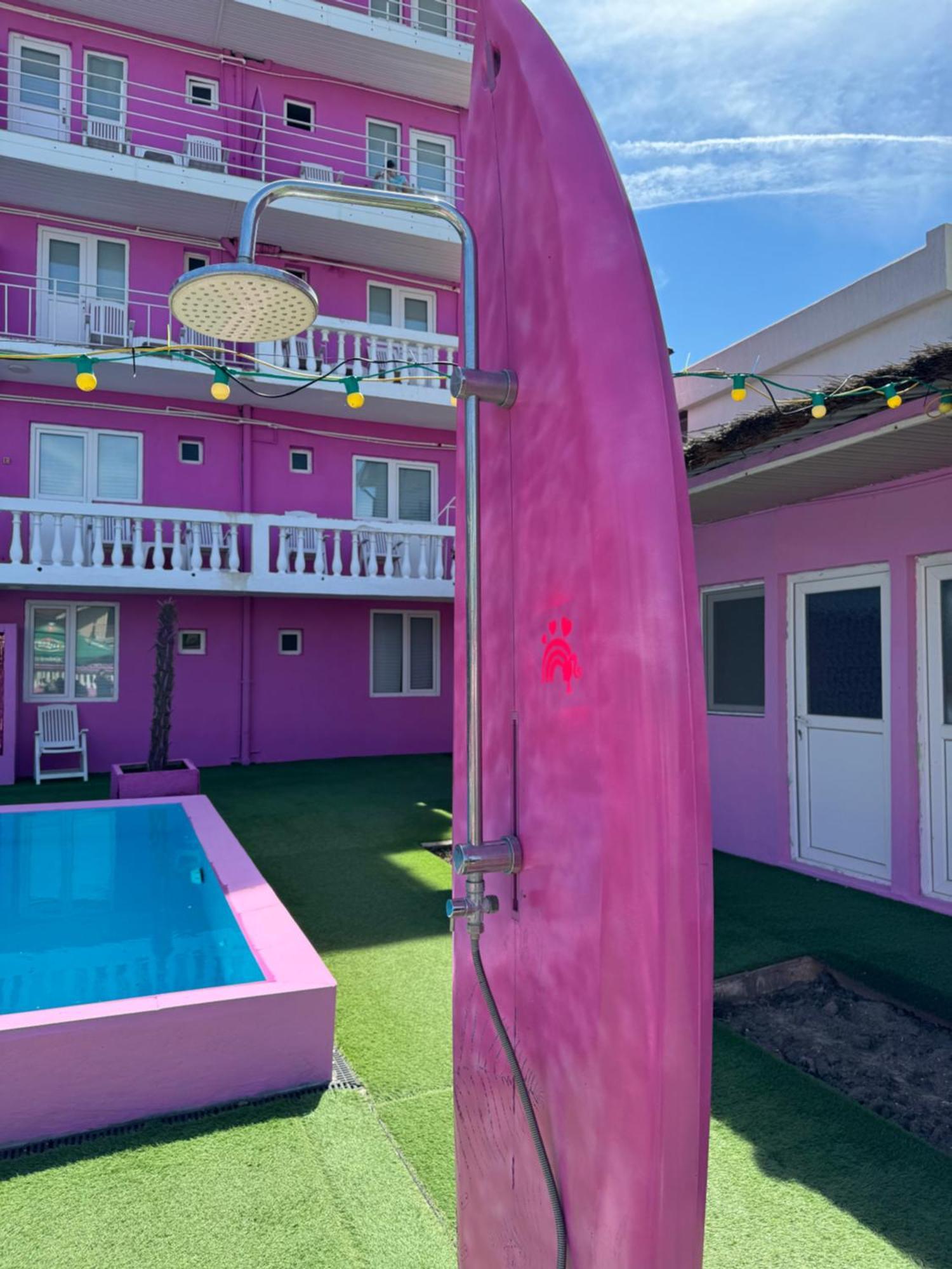 Casa Barbie Costinesti Hostel Ngoại thất bức ảnh